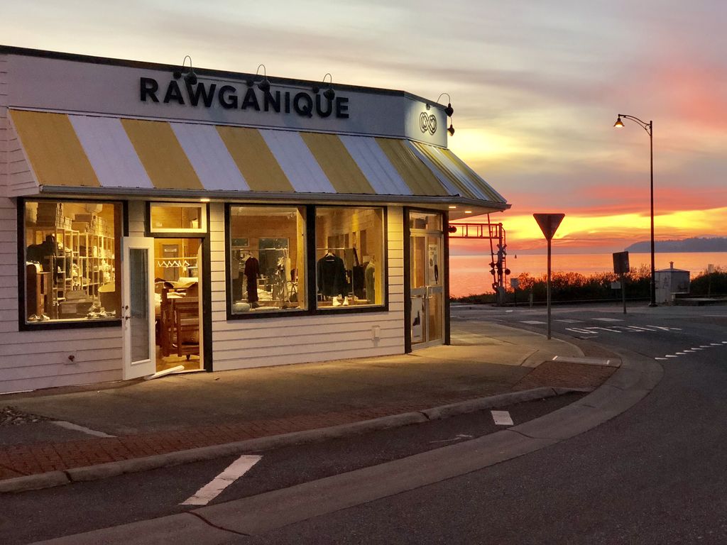 Rawganique Hemp Clothing and Lifestyle Store | 101 Marine Dr, Blaine, WA, 98230 | +1 (720) 899-4367