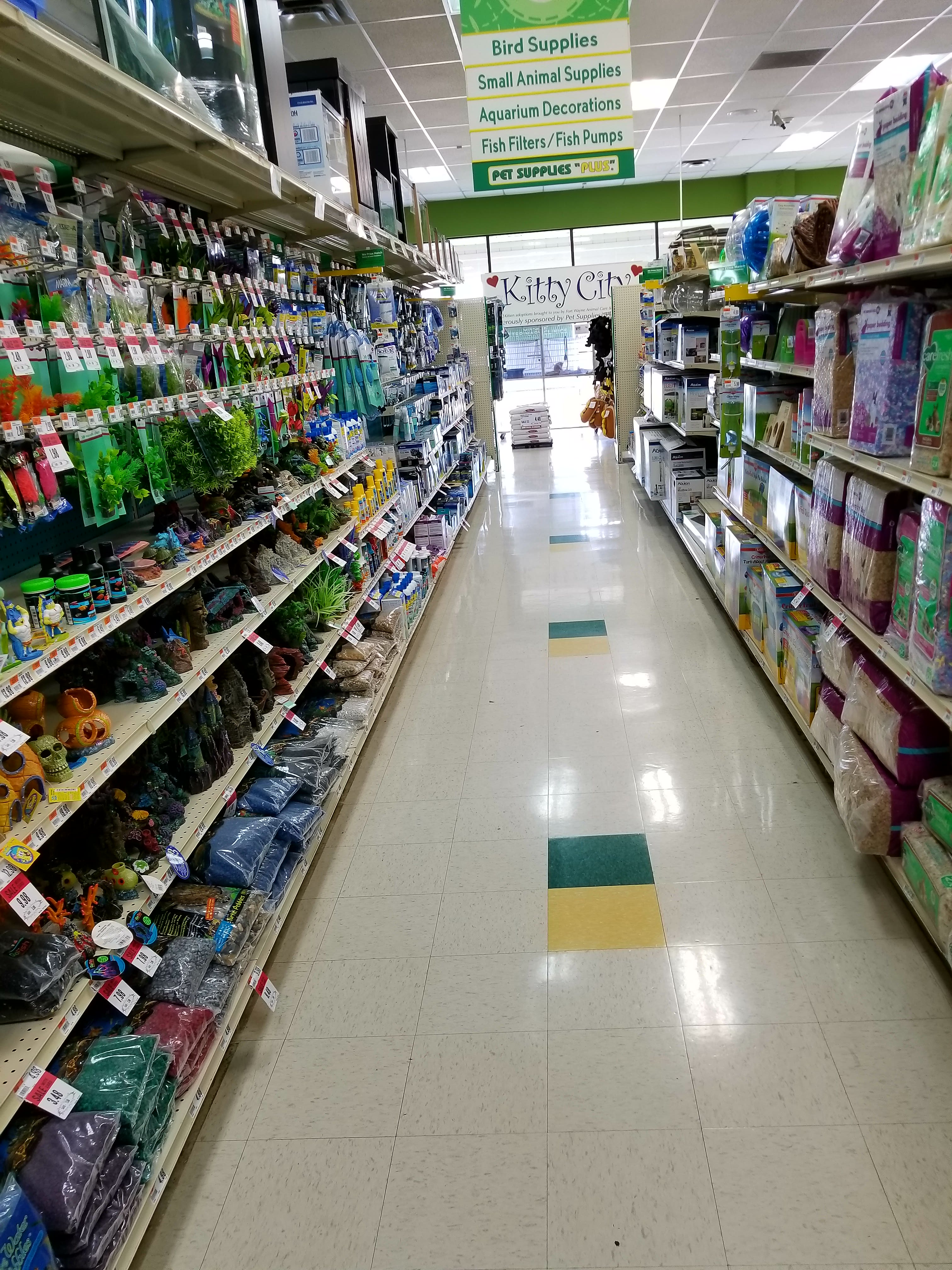 Pet Supplies Plus Fort Wayne Coldwater Pet supply store in