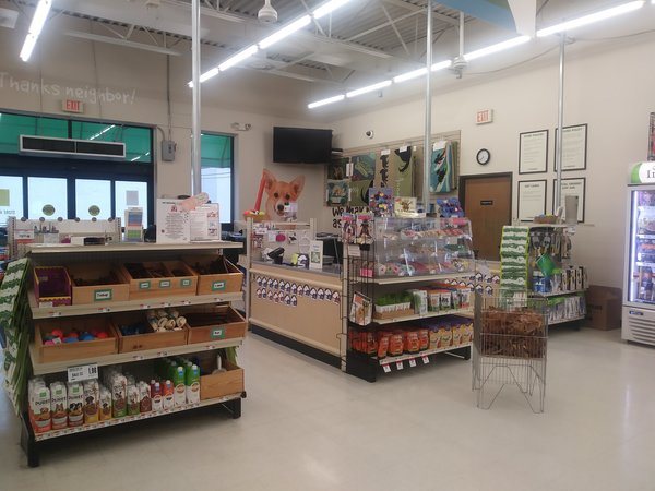 Pet Supplies Plus Royal Oak Pet store in Royal Oak MI