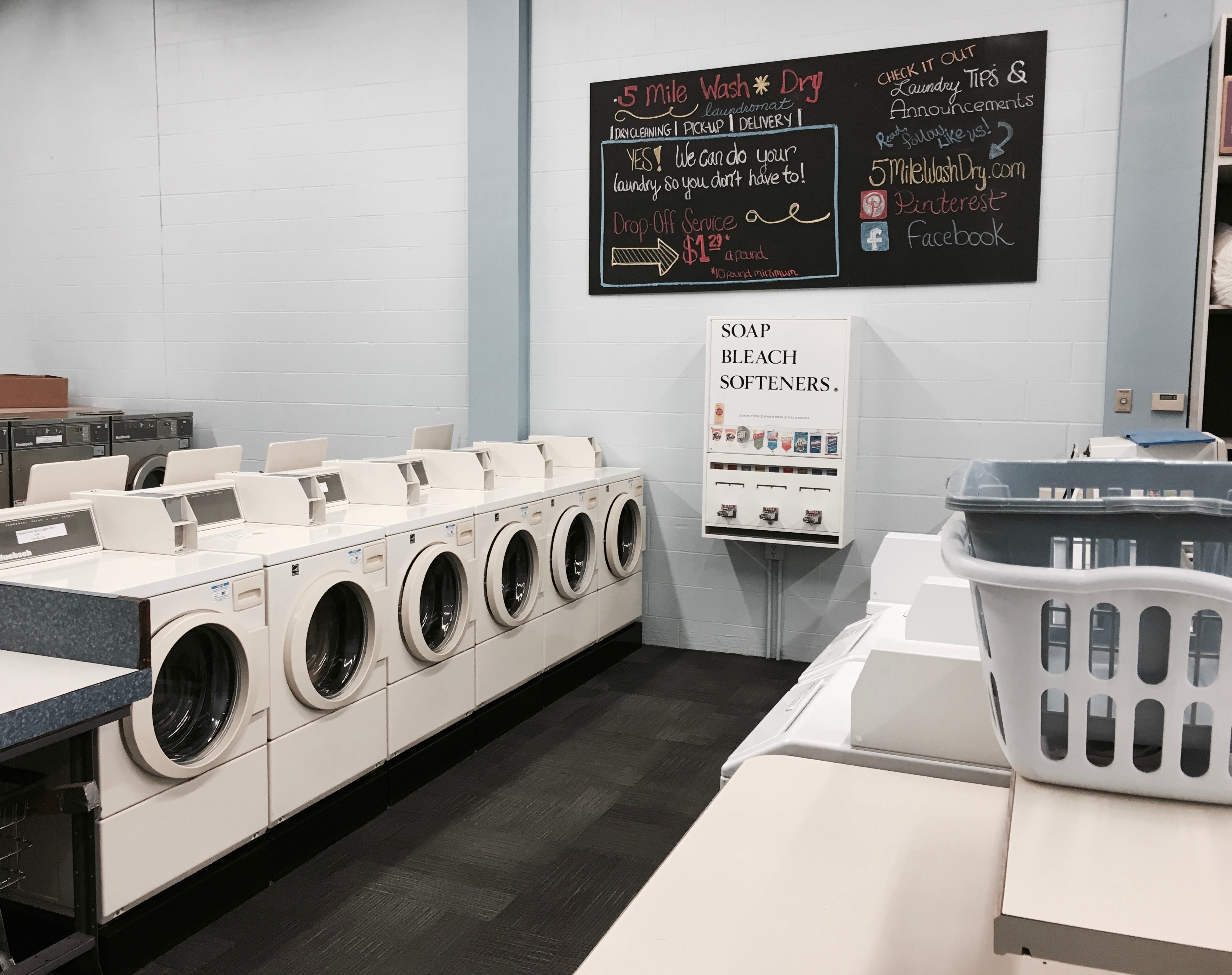 Thompson Laundry Company - 5 Mile Wash & Dry | 1920 W Francis Ave, Spokane, WA, 99205 | +1 (509) 326-4495